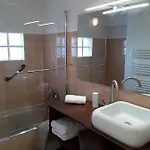 洛奇费雷公寓 酒店