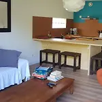洛奇费雷公寓 *